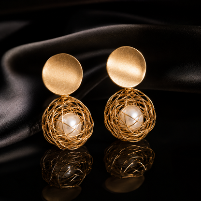 Abstract Gold Nest
