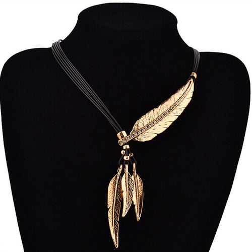 Aurum Aeternal Gold Feather Necklace